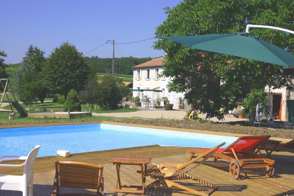 La Pommeraie Jonzac Extérieur photo